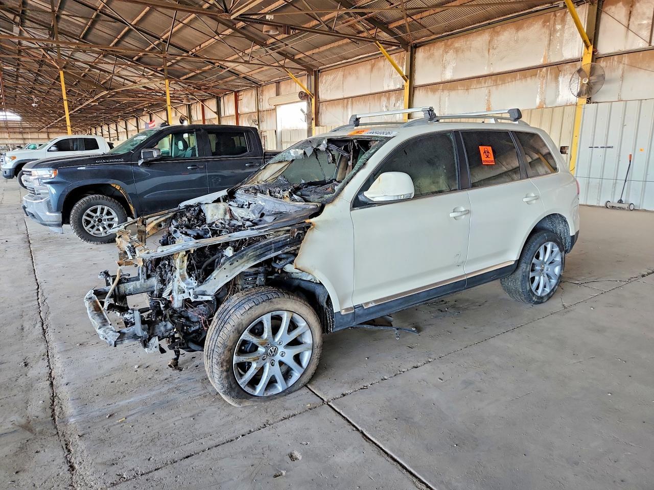 2010 VOLKSWAGEN TOUAREG WVGFK7A96AD002139