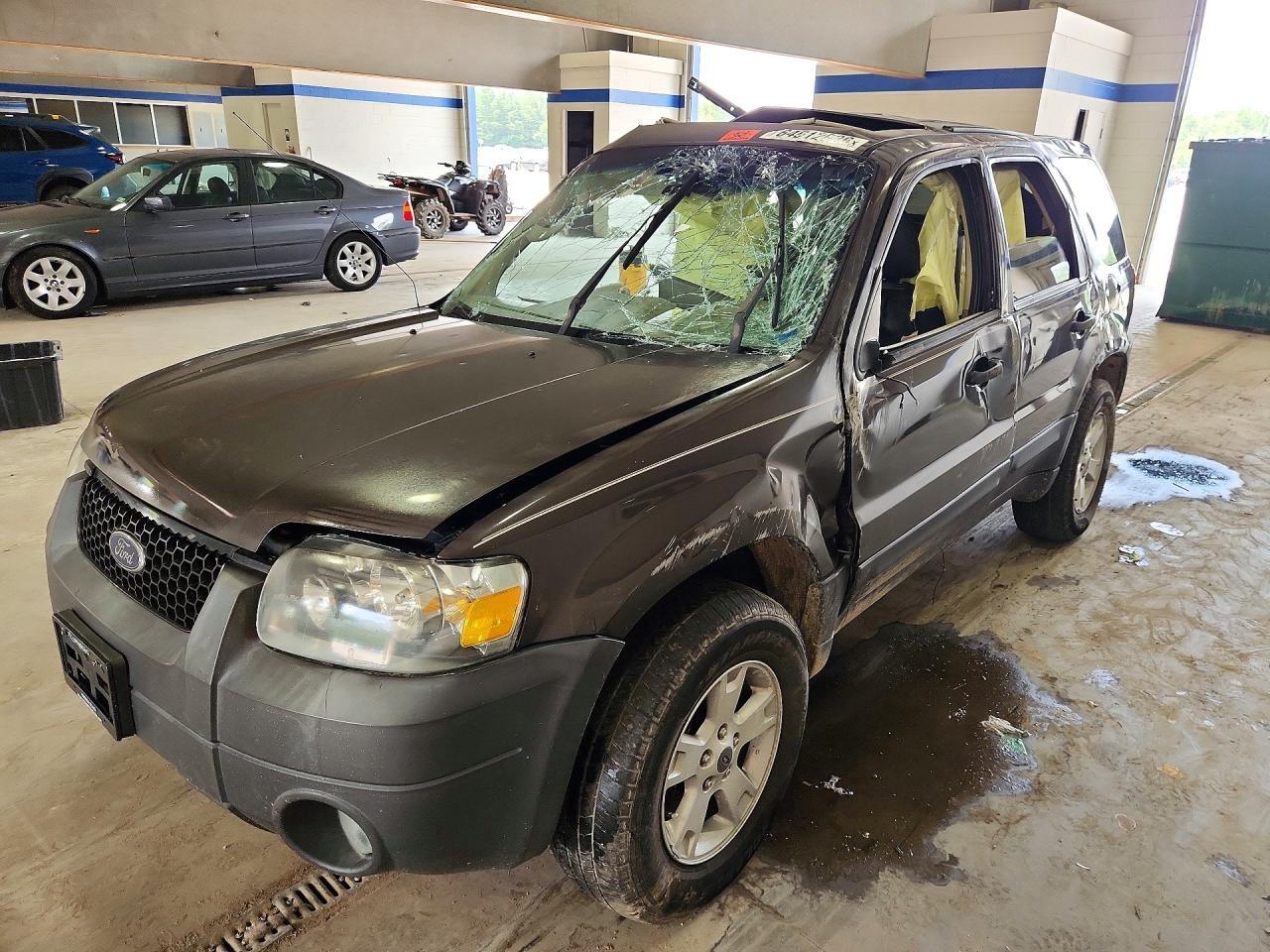 2006 FORD ESCAPE 1FMCU93166KB98425
