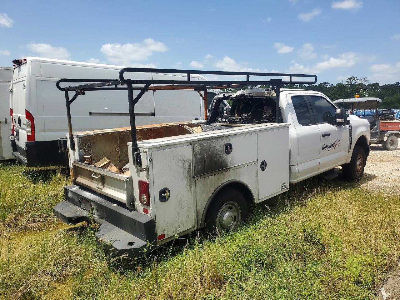 1FT7X2BA1PEE01906 2023 FORD F250 photo no. 3