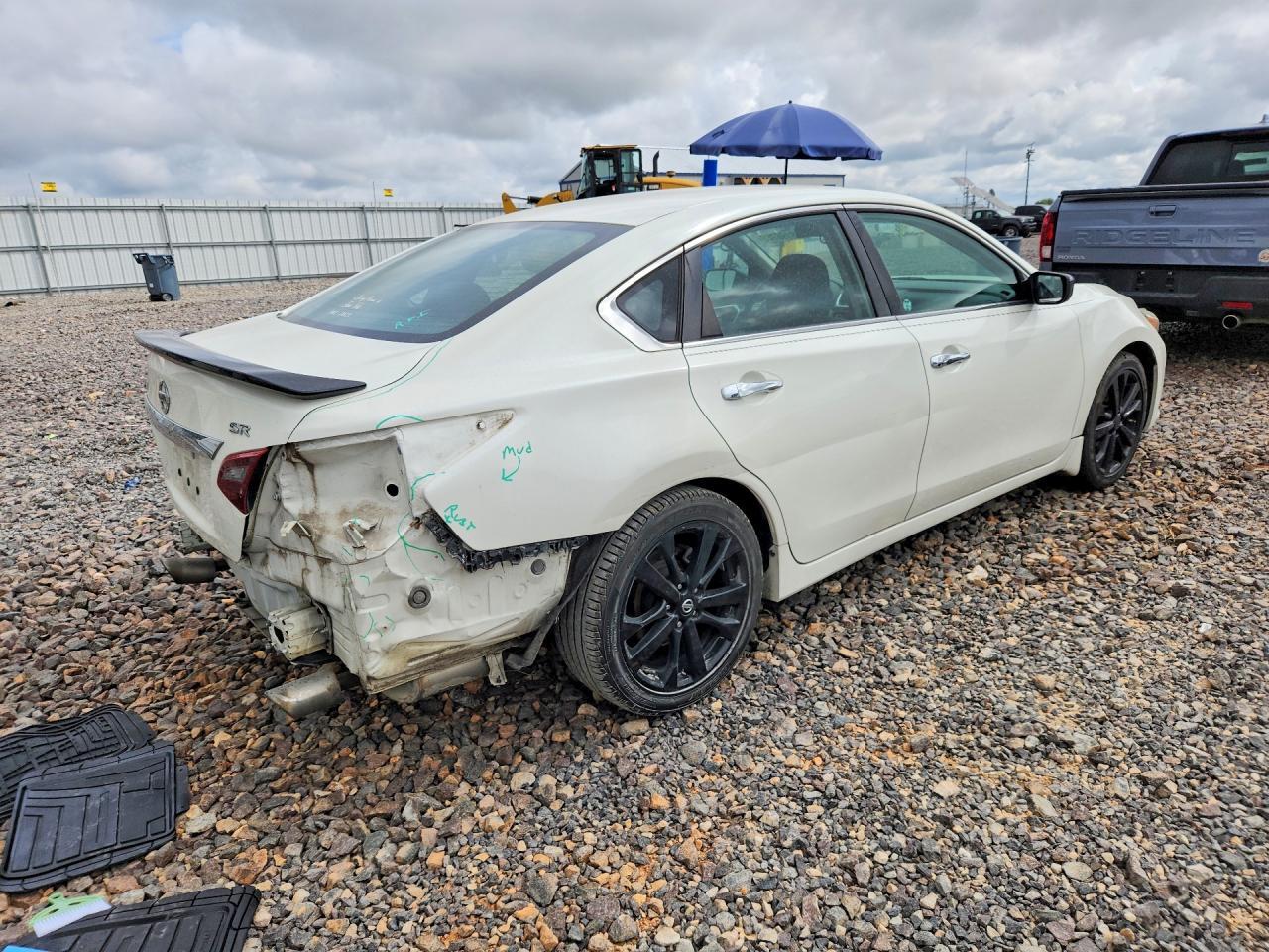 1N4AL3AP6HC294514 2017 NISSAN ALTIMA photo no. 3