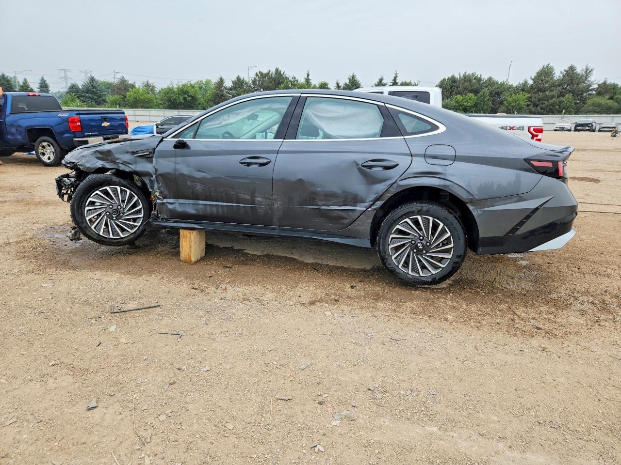 2024 HYUNDAI SONATA HYBRID SEL — Фото 2 из 12
