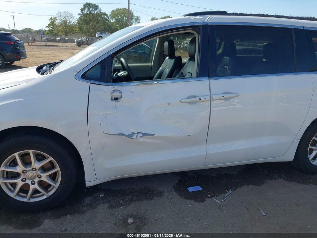 2C4RC1DG9LR257227 2020 CHRYSLER VOYAGER photo no. 6