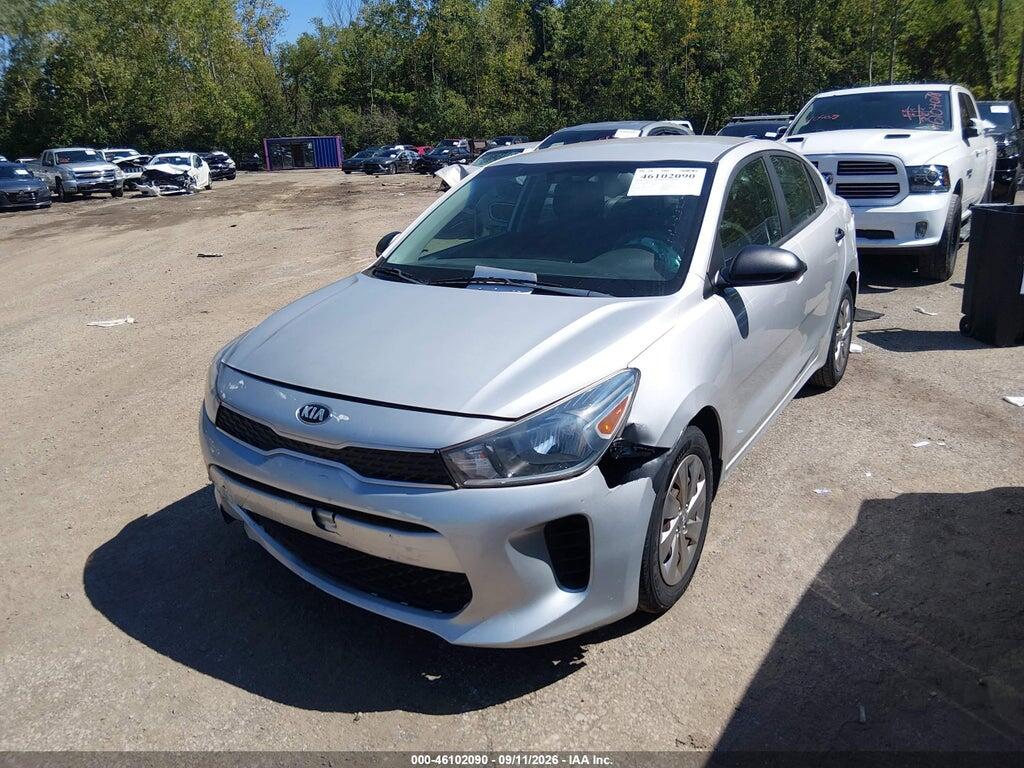 3KPA24AB8JE071431 2018 KIA RIO photo no. 2