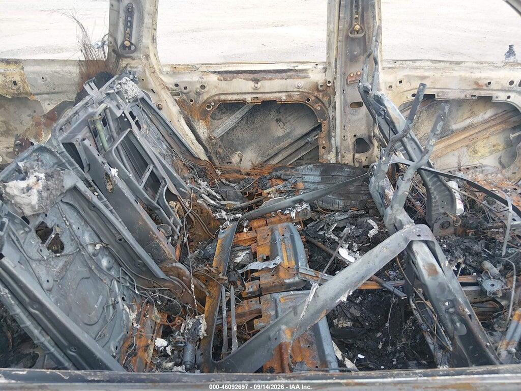 YV4A22PK5K1511814 2019 VOLVO XC90 photo no. 8