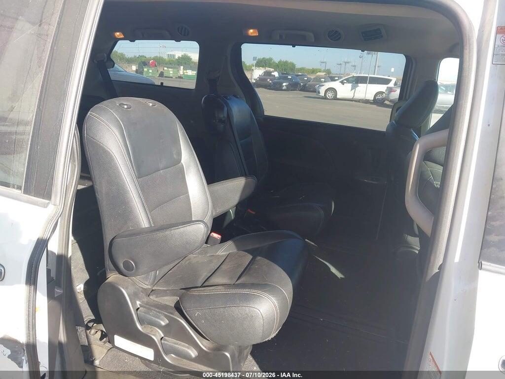 5TDXZ3DC8JS903568 2018 TOYOTA SIENNA photo no. 8