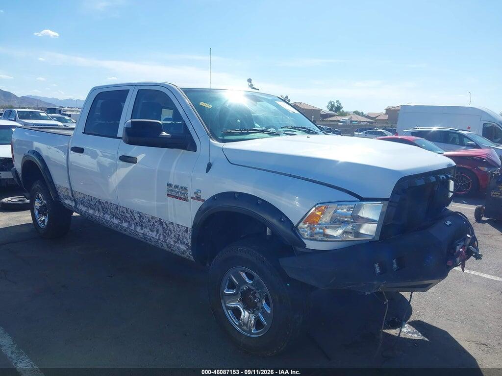 2015 RAM 2500 3C6UR5CL1FG592319