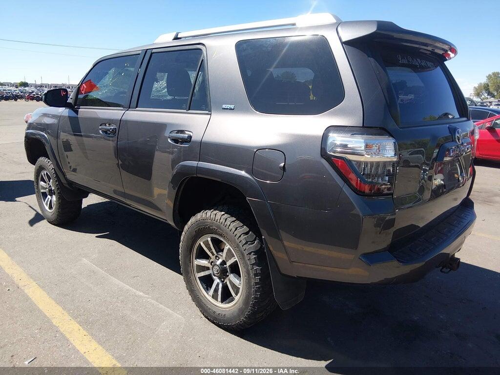 JTEBU5JR6H5468333 2017 TOYOTA 4RUNNER photo no. 3