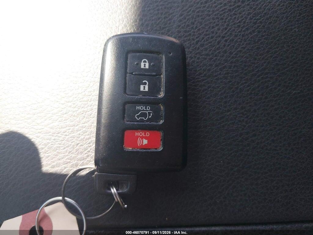 5TDDKRFH8ES031997 2014 TOYOTA HIGHLANDER photo no. 11