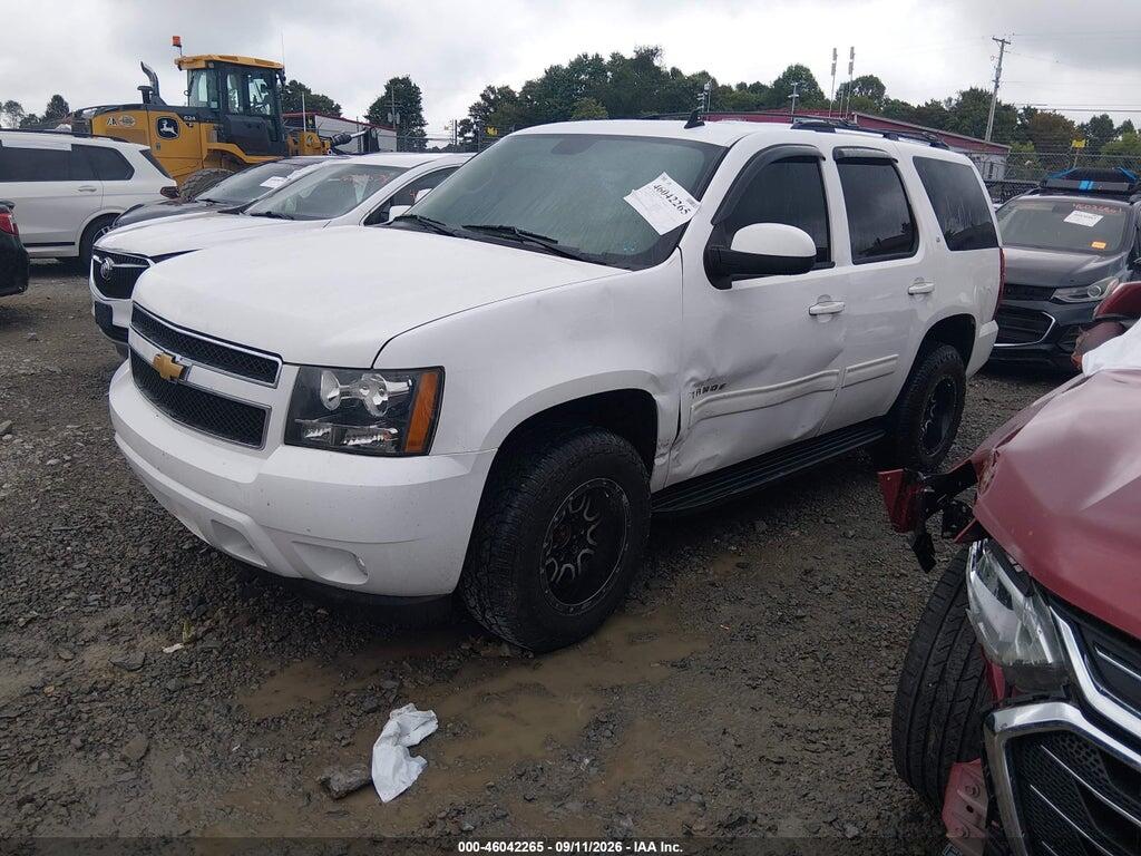 1GNSKBE0XDR225803 2013 CHEVROLET TAHOE photo no. 2