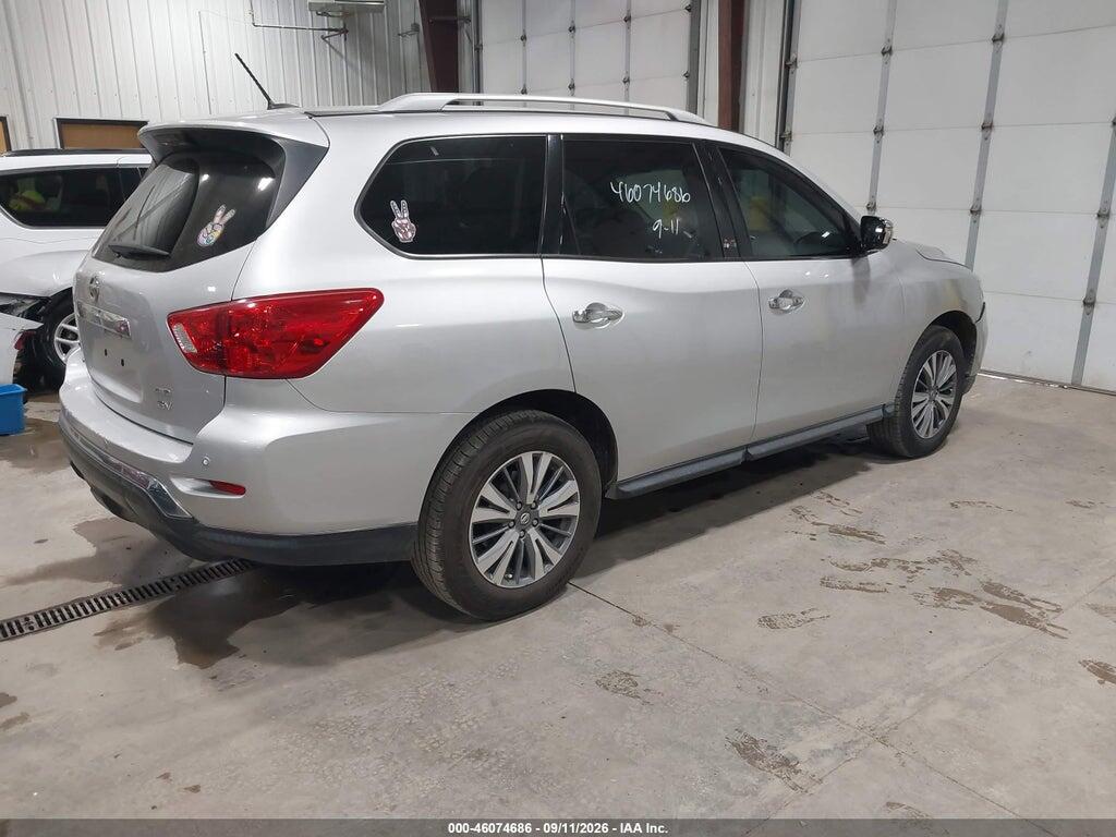 5N1DR2MM6HC625573 2017 NISSAN PATHFINDER photo no. 4