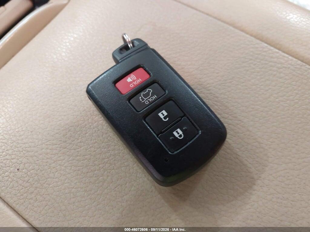5TDJKRFHXGS302385 2016 TOYOTA HIGHLANDER photo no. 11