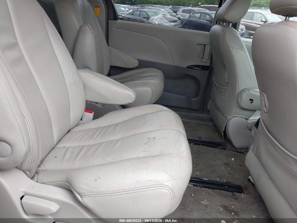 5TDJK3DC7ES082009 2014 TOYOTA SIENNA photo no. 8