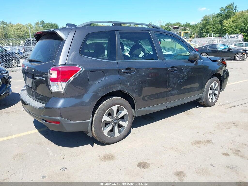JF2SJAJC4JH588493 2018 SUBARU FORESTER photo no. 4