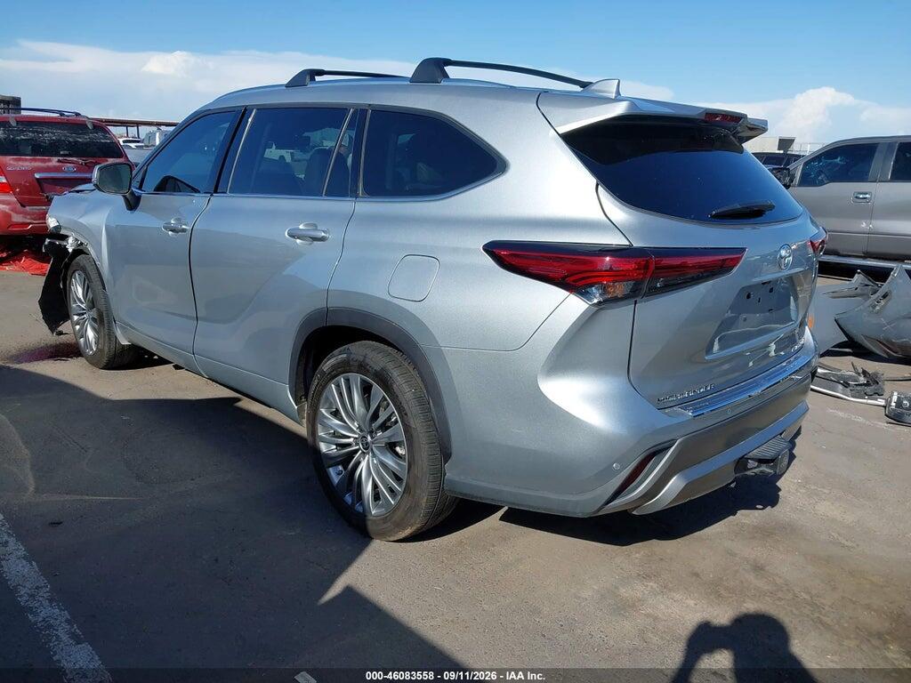 5TDFZRAH1MS085118 2021 TOYOTA HIGHLANDER photo no. 3