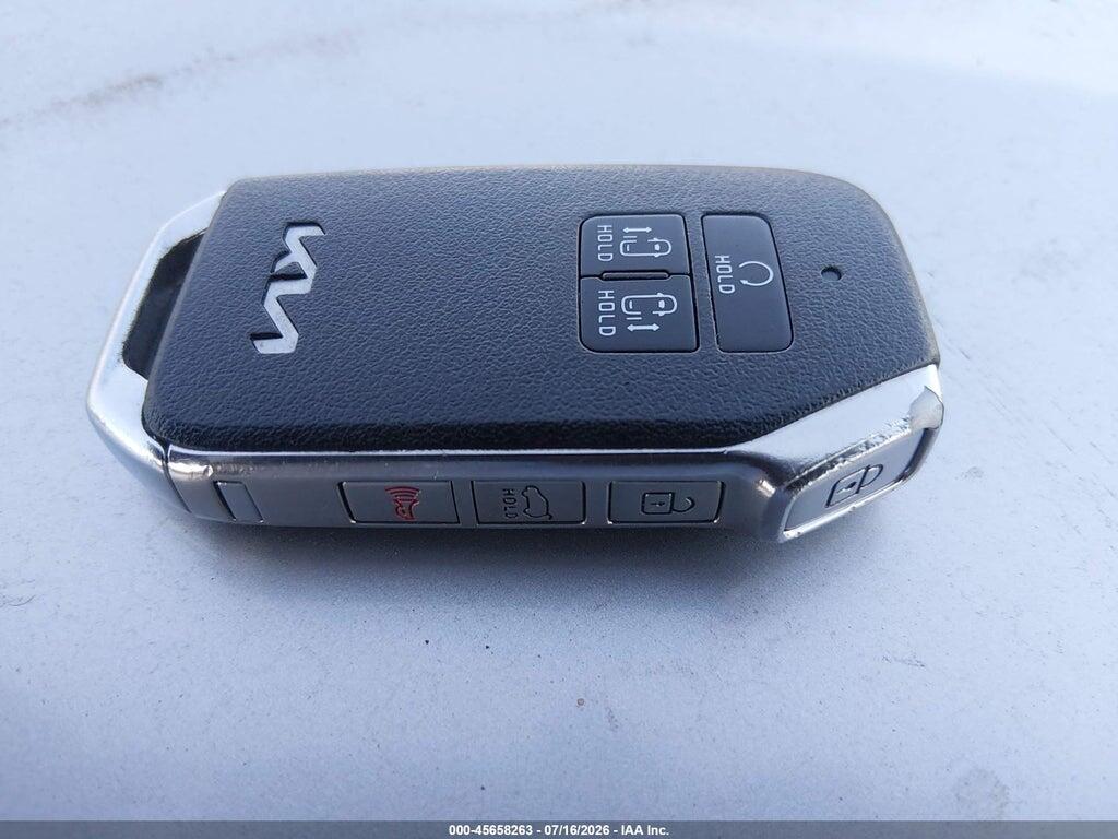 KNDNE5H37R6402479 2024 KIA CARNIVAL photo no. 11