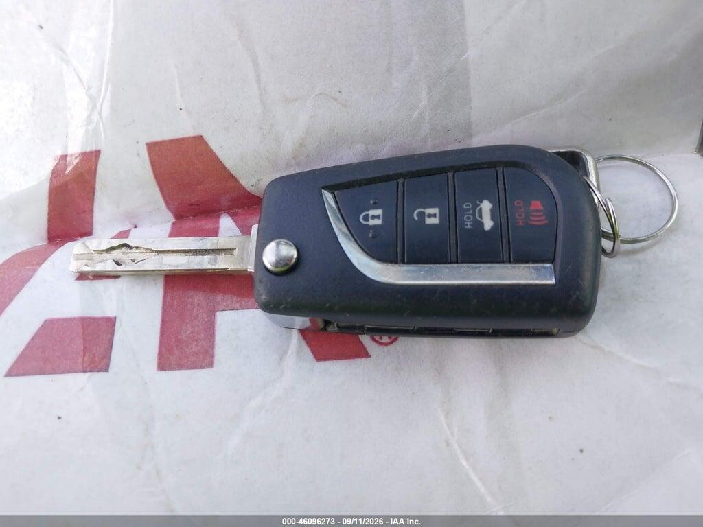 4T1G11AK4NU002525 2022 TOYOTA CAMRY photo no. 11