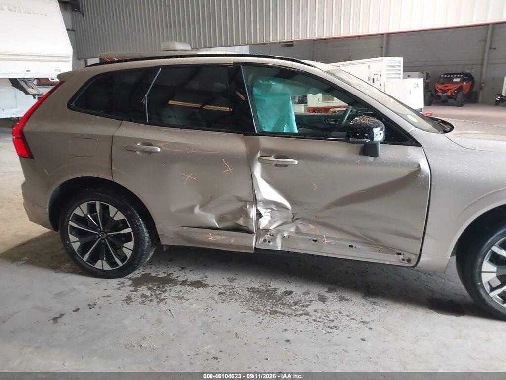 YV4M12RC7T1498006 2026 VOLVO XC60 photo no. 6