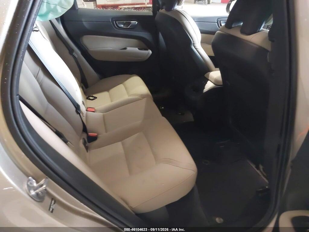 YV4M12RC7T1498006 2026 VOLVO XC60 photo no. 8