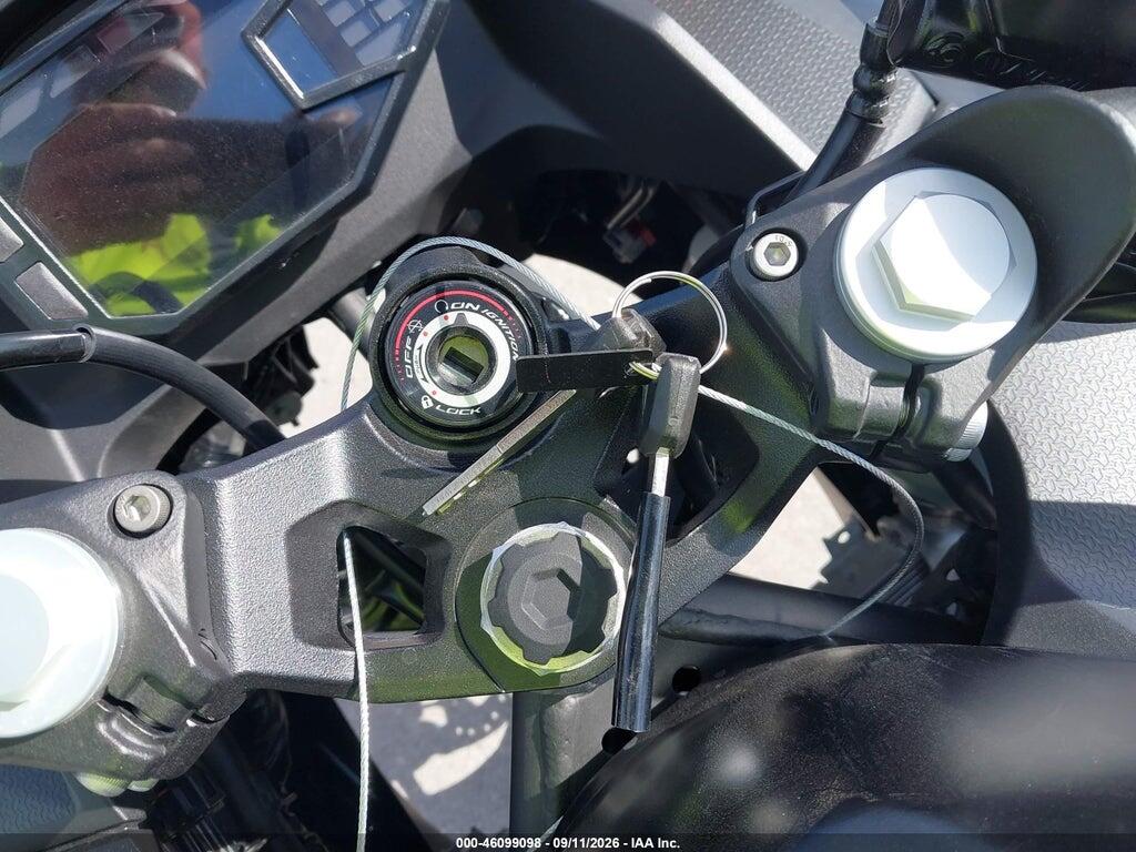ML5EXGH15TDAC0516 2026 KAWASAKI EX500 photo no. 11