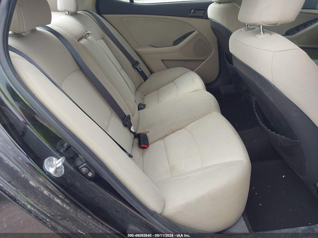 KNAGM4A71C5288640 2012 KIA OPTIMA photo no. 8