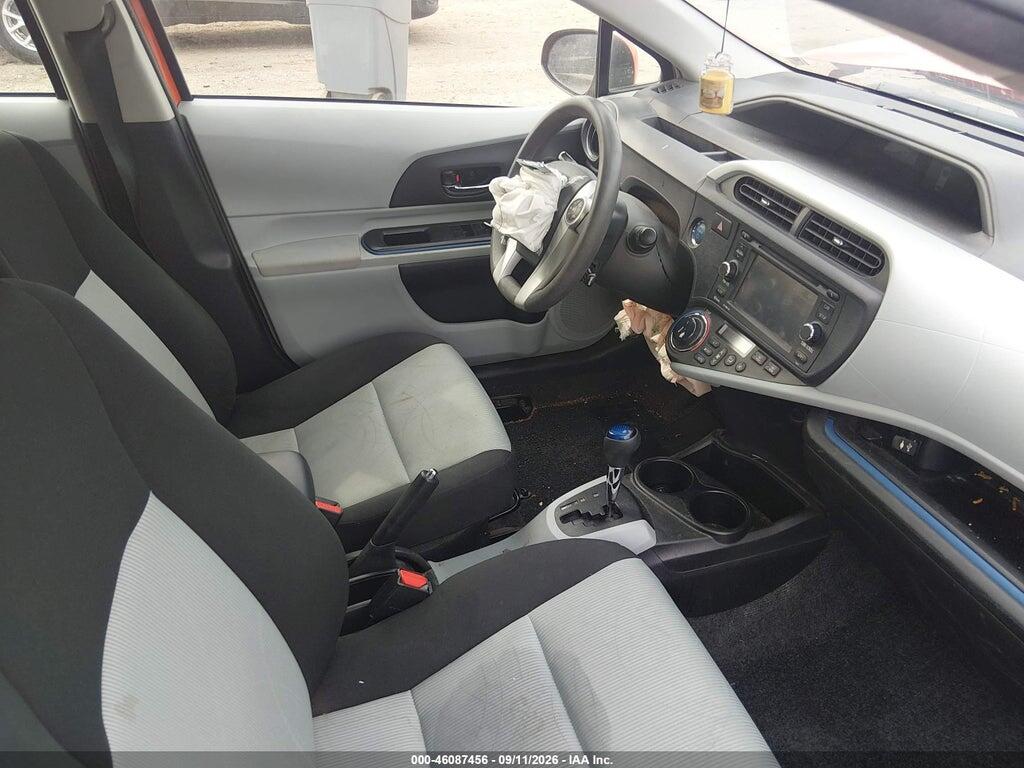 JTDKDTB36C1029569 2012 TOYOTA PRIUS C photo no. 5