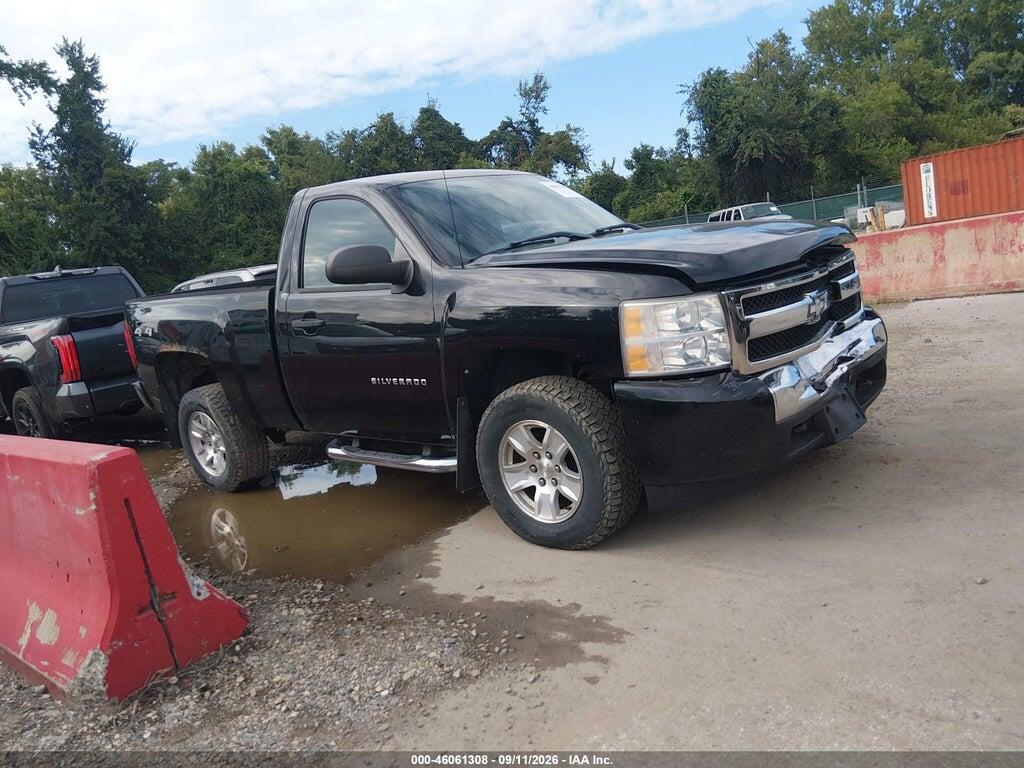 1GCNKPEA8BZ422896 2011 CHEVROLET SILVERADO 1500 photo no. 1