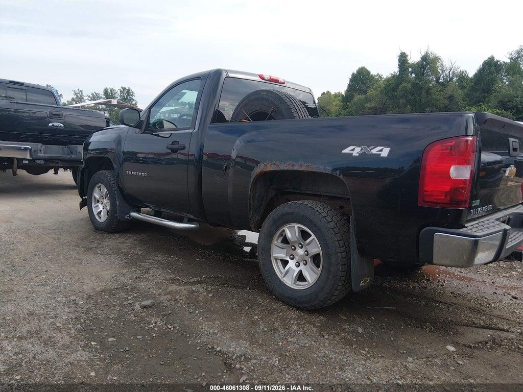 1GCNKPEA8BZ422896 2011 CHEVROLET SILVERADO 1500 photo no. 3