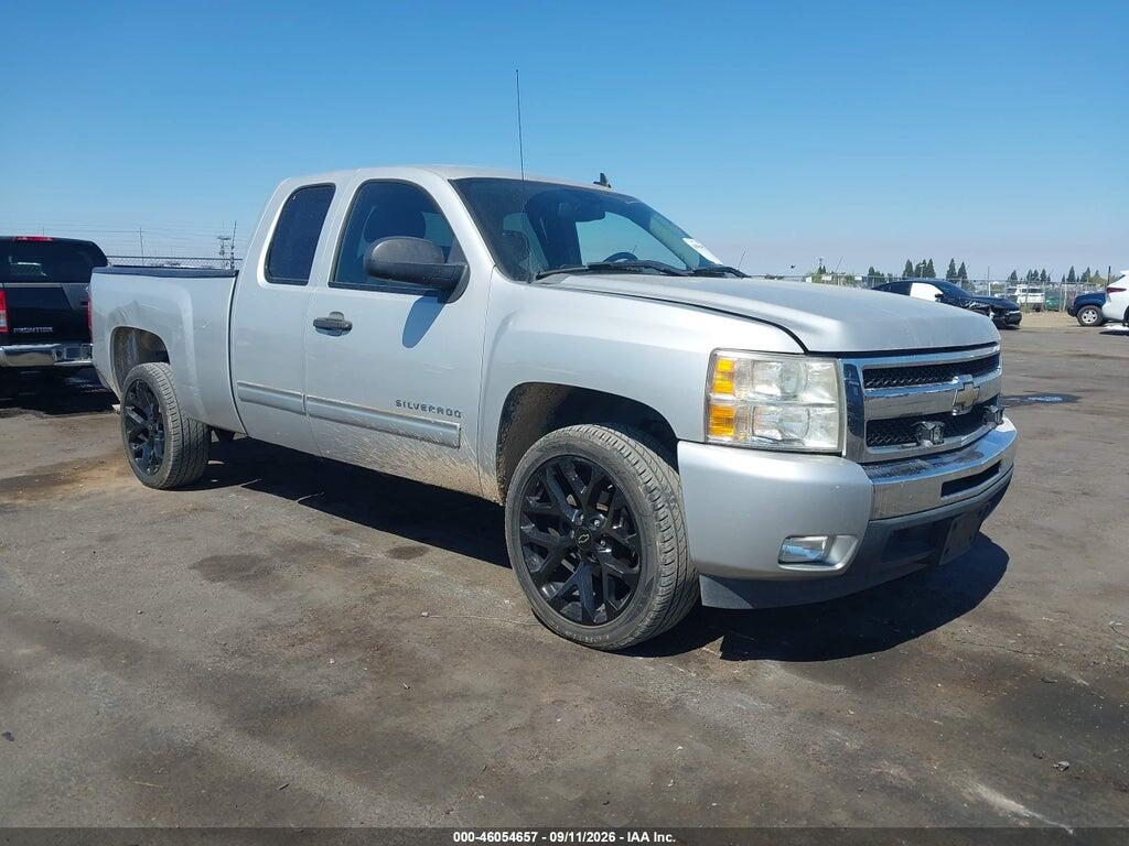 1GCRCSE09BZ356108 2011 CHEVROLET SILVERADO 1500 photo no. 1