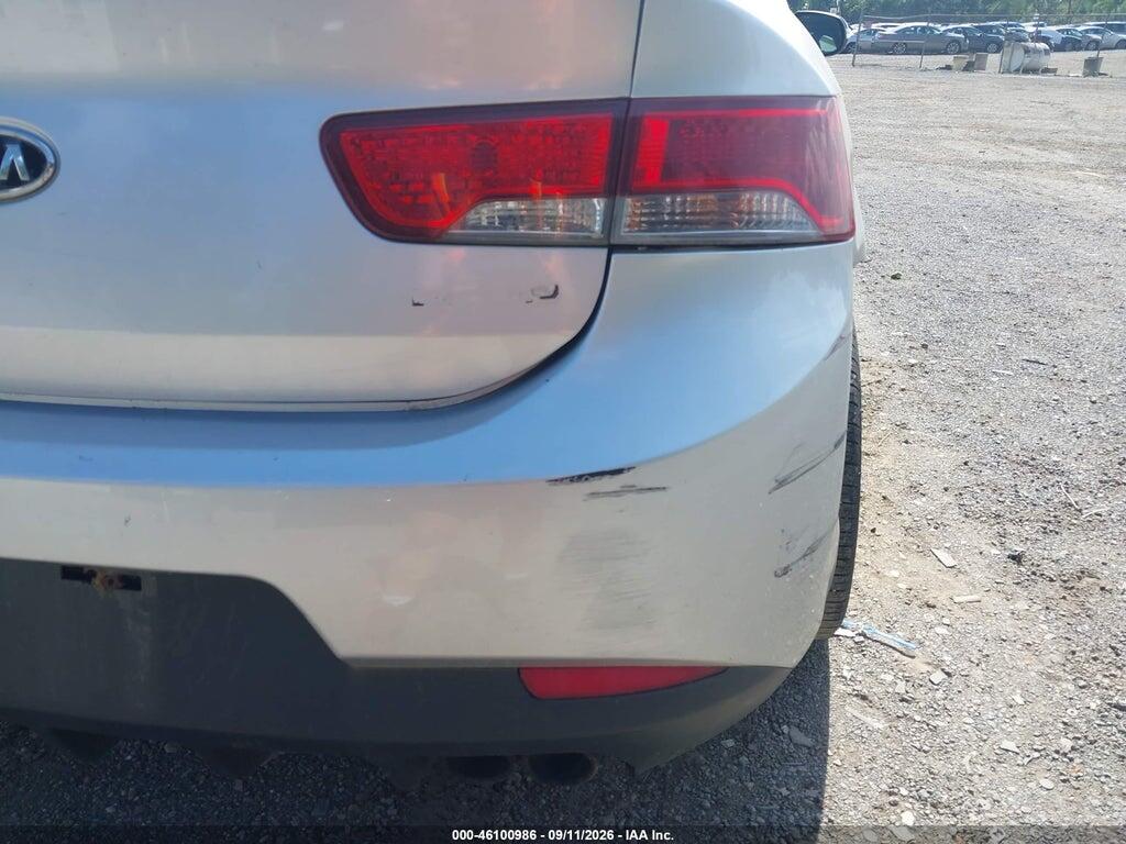 KNAFU6A2XA5191736 2010 KIA FORTE KOUP photo no. 12