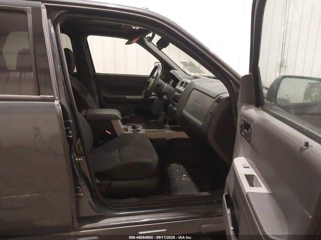 1FMCU93Z18KD58218 2008 FORD ESCAPE photo no. 5
