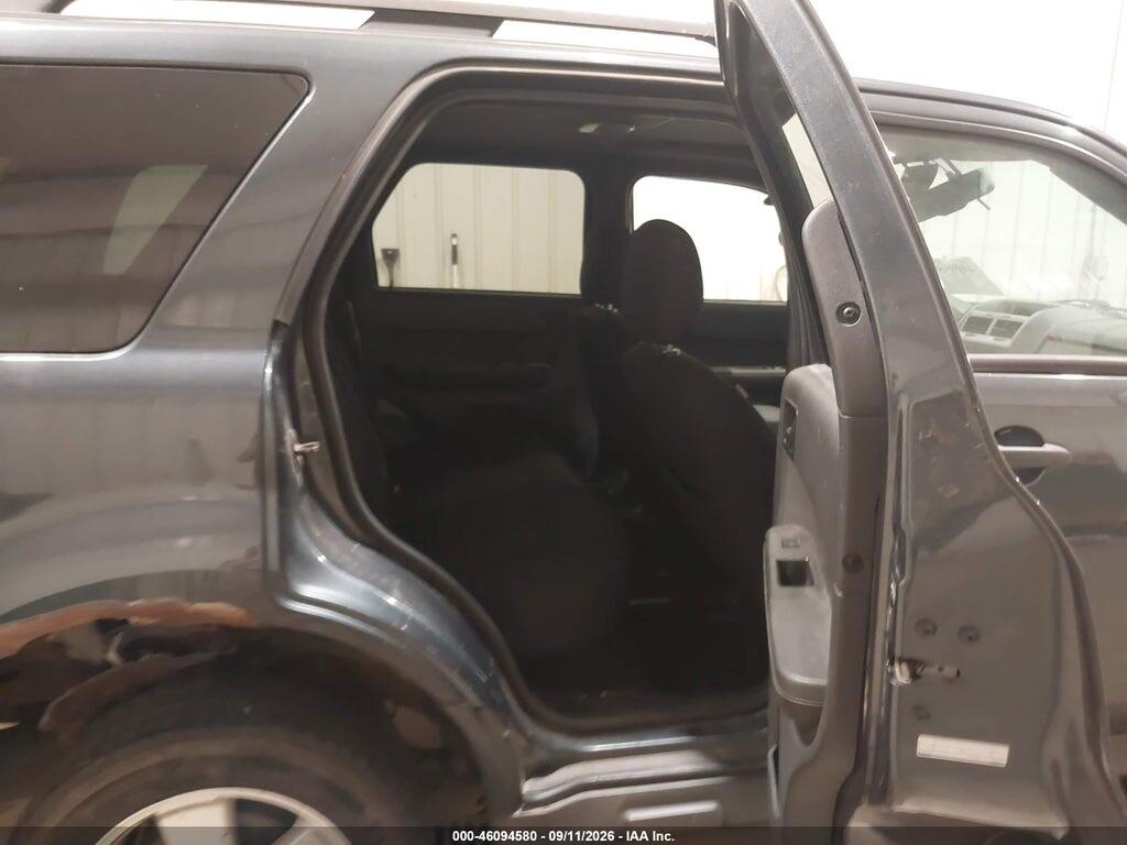 1FMCU93Z18KD58218 2008 FORD ESCAPE photo no. 8