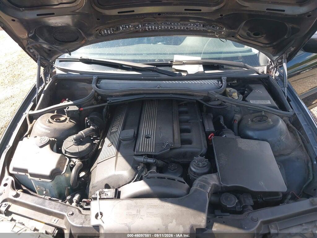 WBAEV33454KR34153 2004 BMW 325I photo no. 10