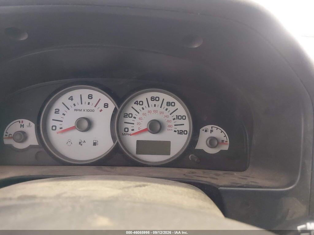 1FMYU93105KC70983 2005 FORD ESCAPE photo no. 7
