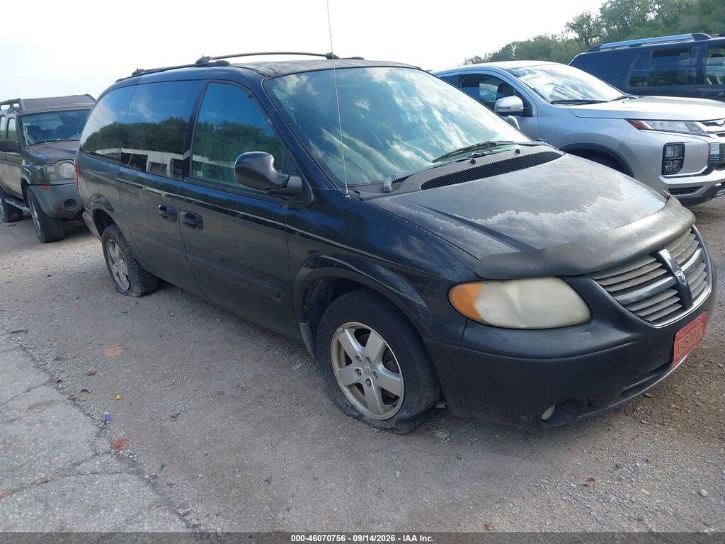 2005 DODGE GRAND CARAVAN 2D8GP44L45R118007