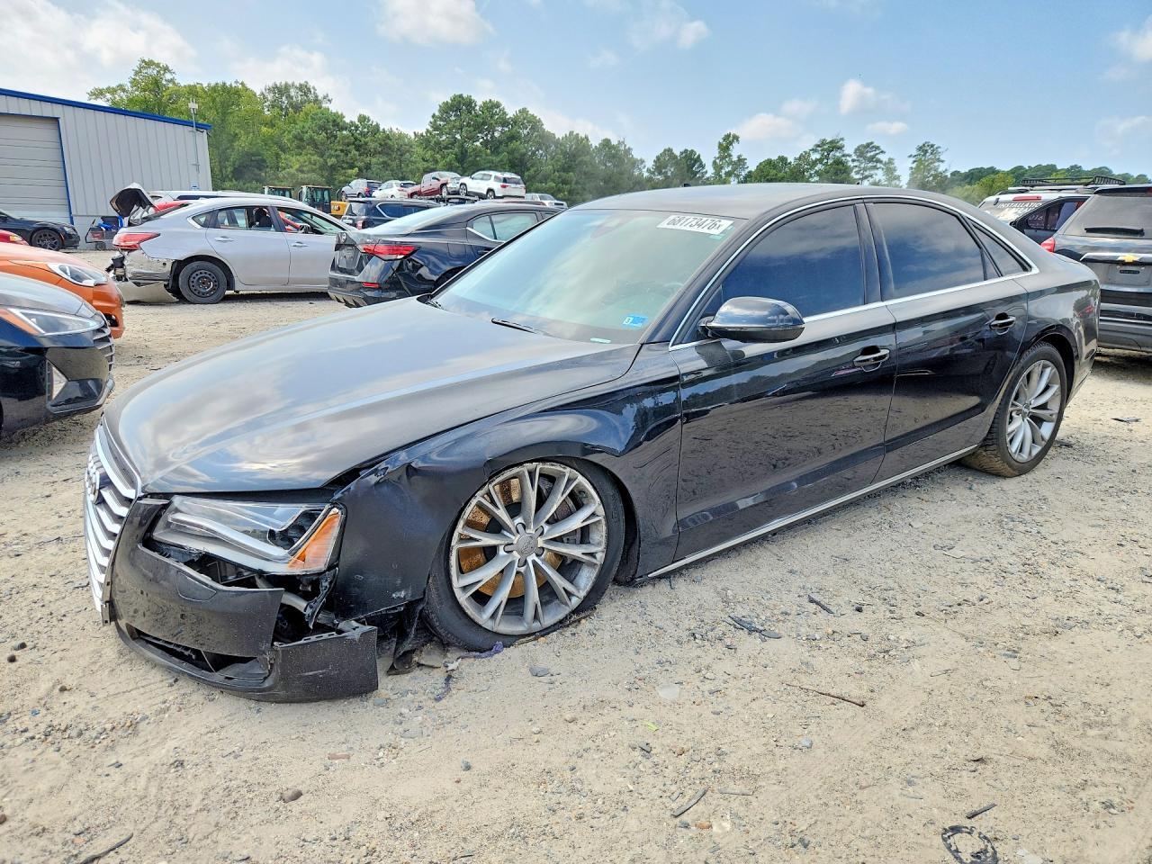 2012 AUDI A8 WAUAVAFD2CN017134