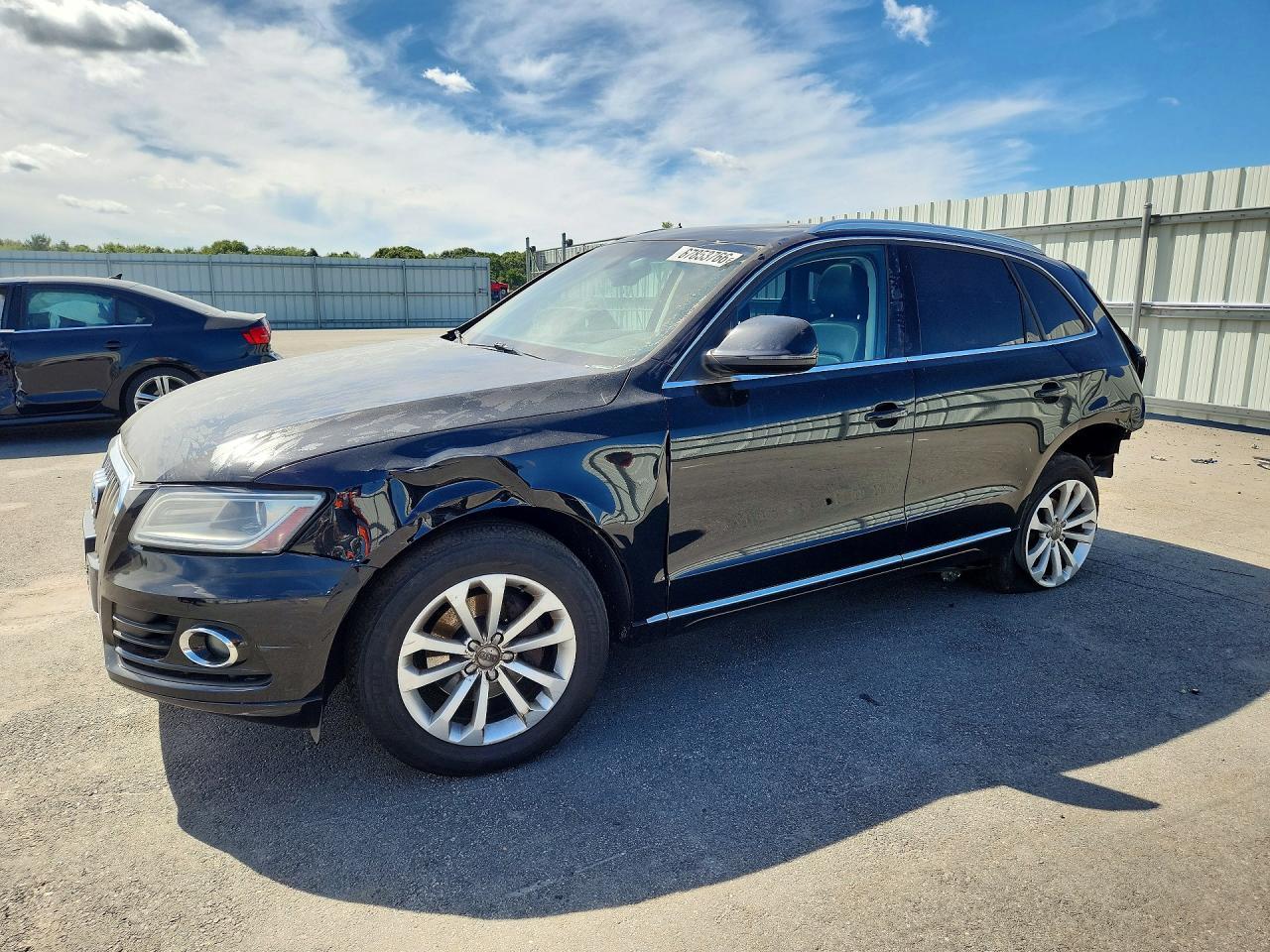 2013 AUDI Q5 WA1LFAFP5DA050456