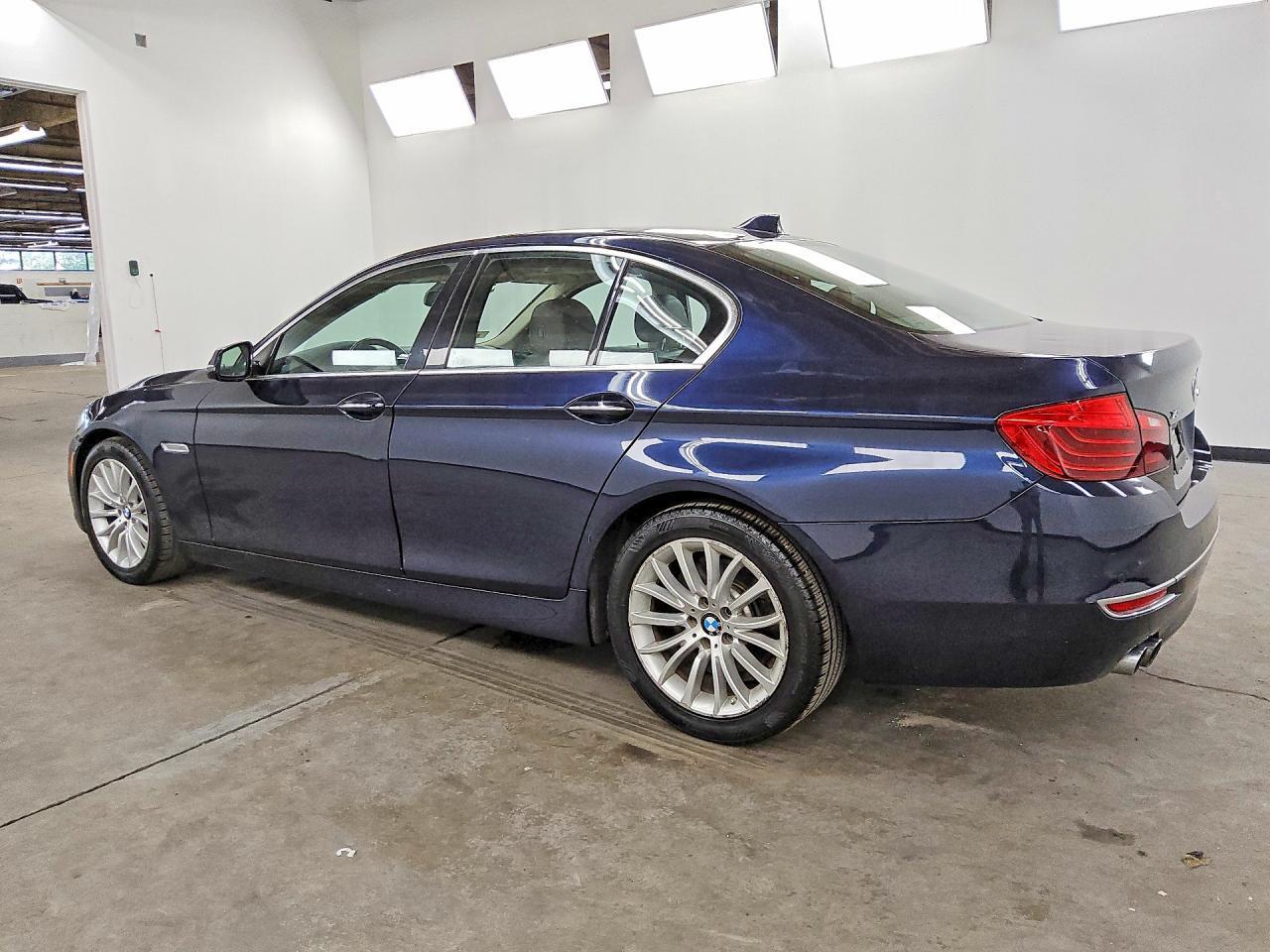 WBA5A7C52GG146143 2016 BMW 528 photo no. 2