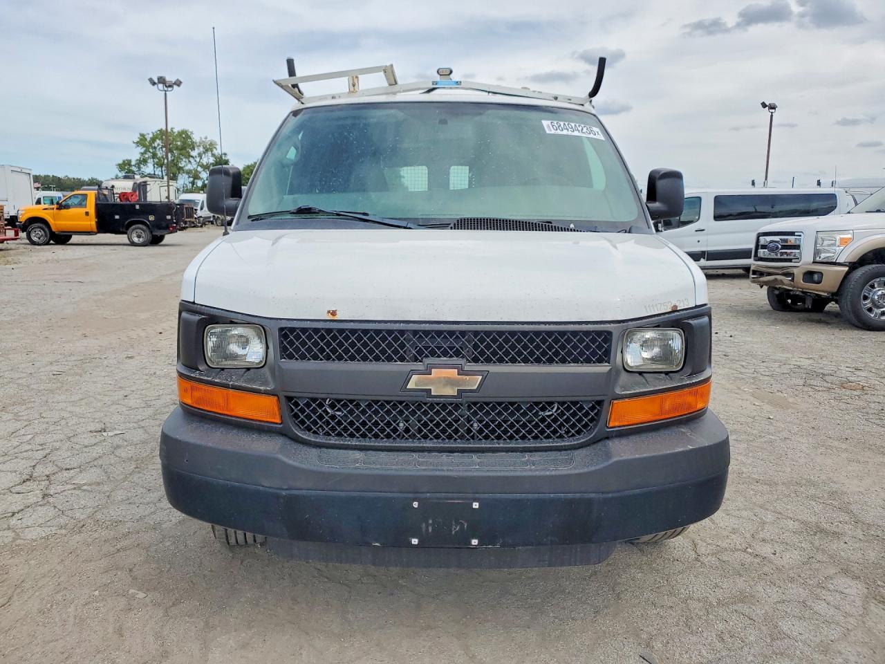 1GCWGFCB1D1902193 2013 CHEVROLET EXPRESS G2500 photo no. 5