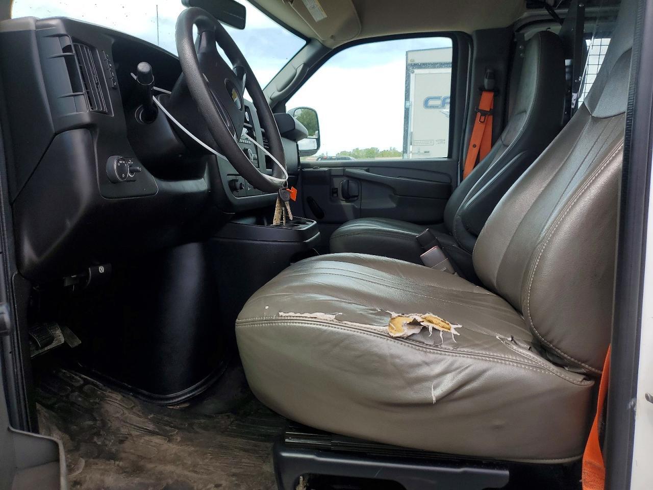 1GCWGFCB1D1902193 2013 CHEVROLET EXPRESS G2500 photo no. 7