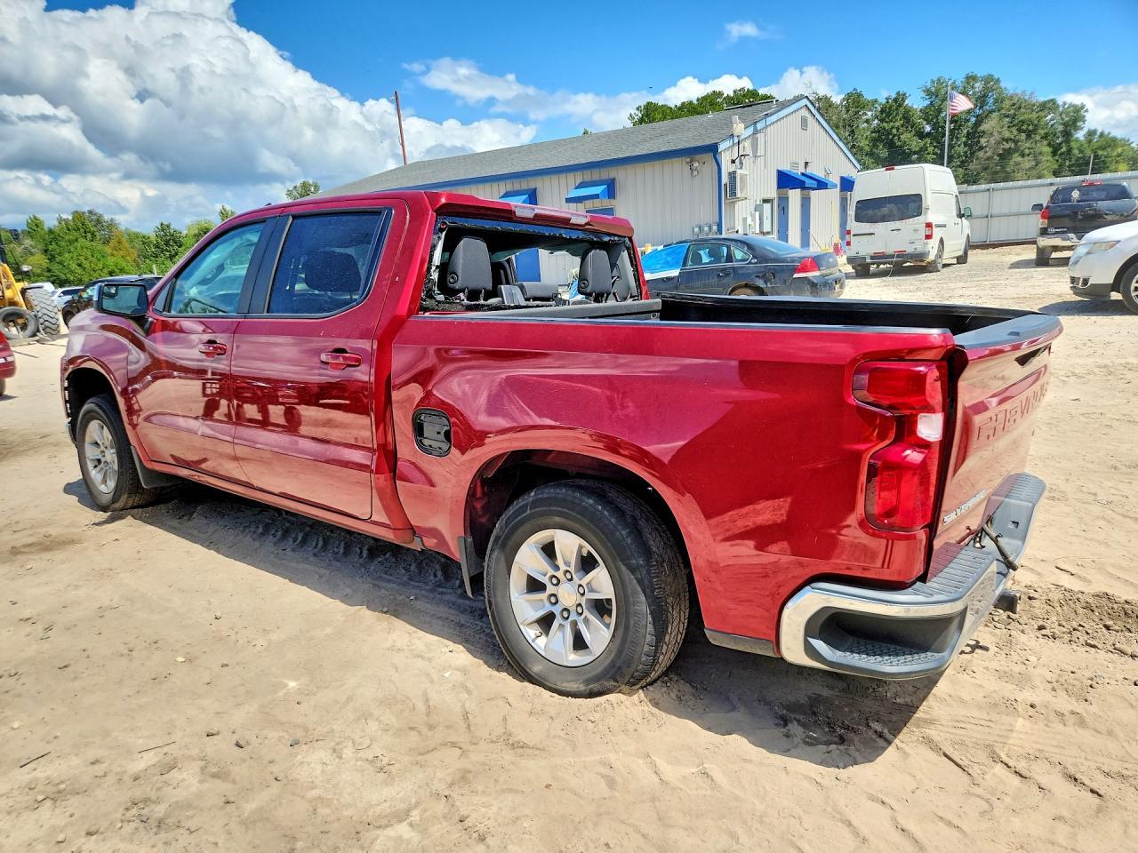 2020 CHEVROLET SILVERADO C1500 LT — Фото 2 из 12