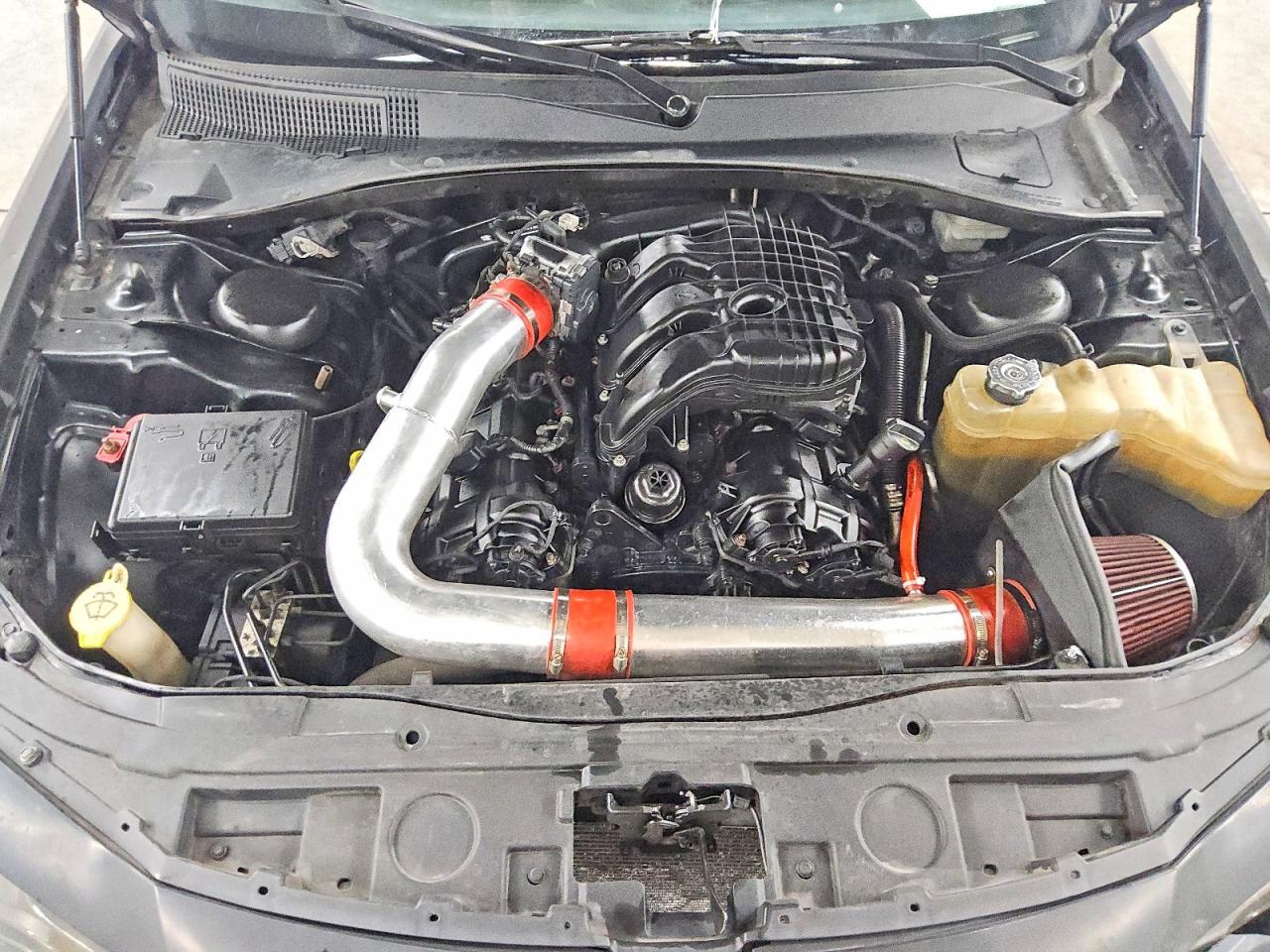 2C3CCAAGXCH175561 2012 CHRYSLER 300 photo no. 11