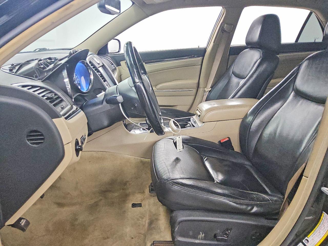 2C3CCAAGXCH175561 2012 CHRYSLER 300 photo no. 7