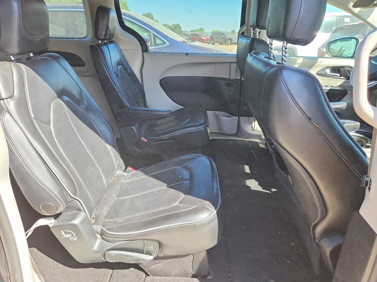 2C4RC1GG6JR320793 2018 CHRYSLER PACIFICA photo no. 11