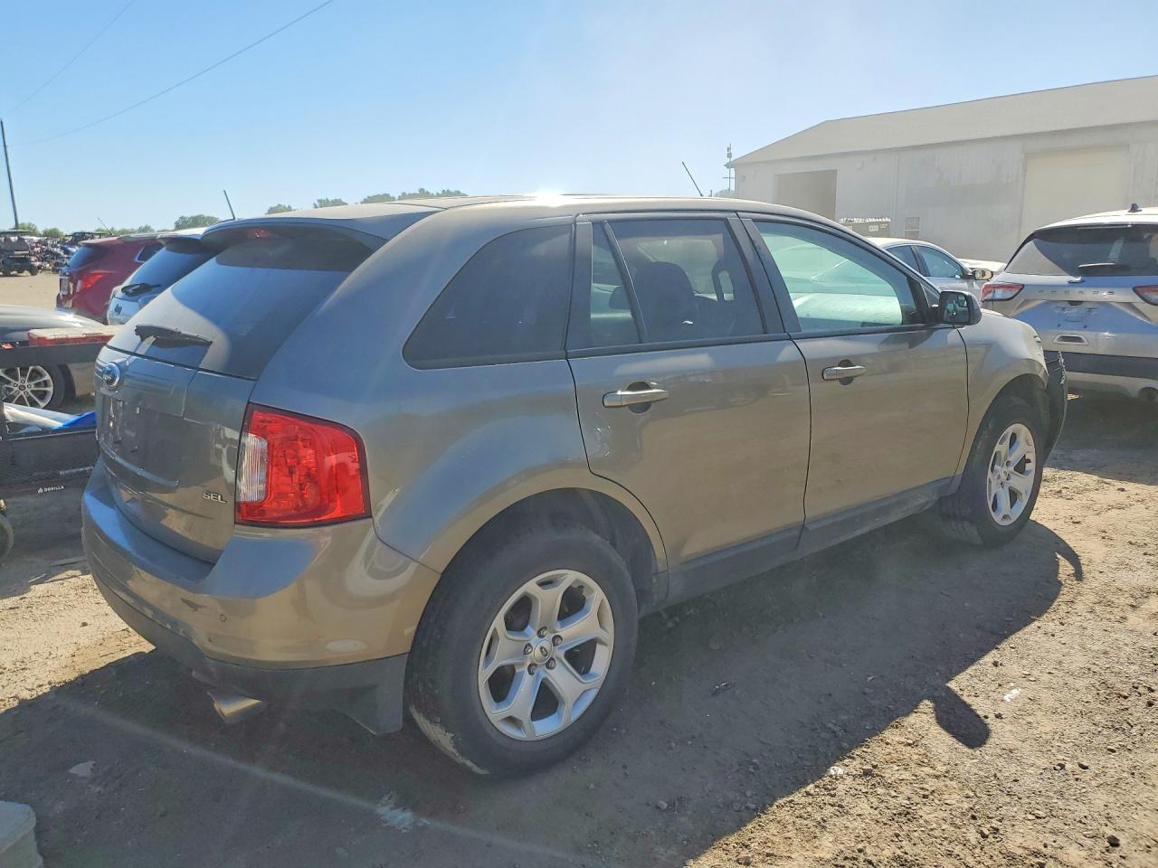 2FMDK3JC9DBC16547 2013 FORD EDGE photo no. 3
