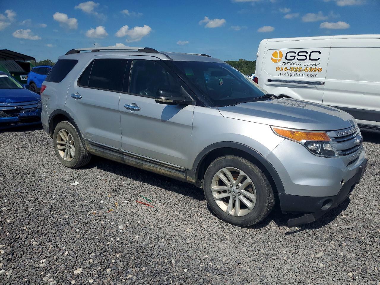1FM5K7D90DGA45434 2013 FORD EXPLORER photo no. 4