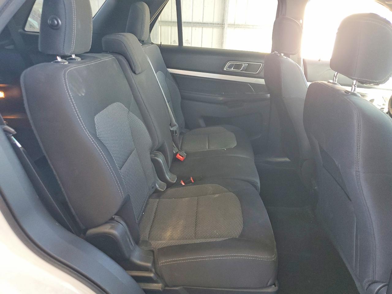 2016 FORD EXPLORER XLT — Фото 11 из 13