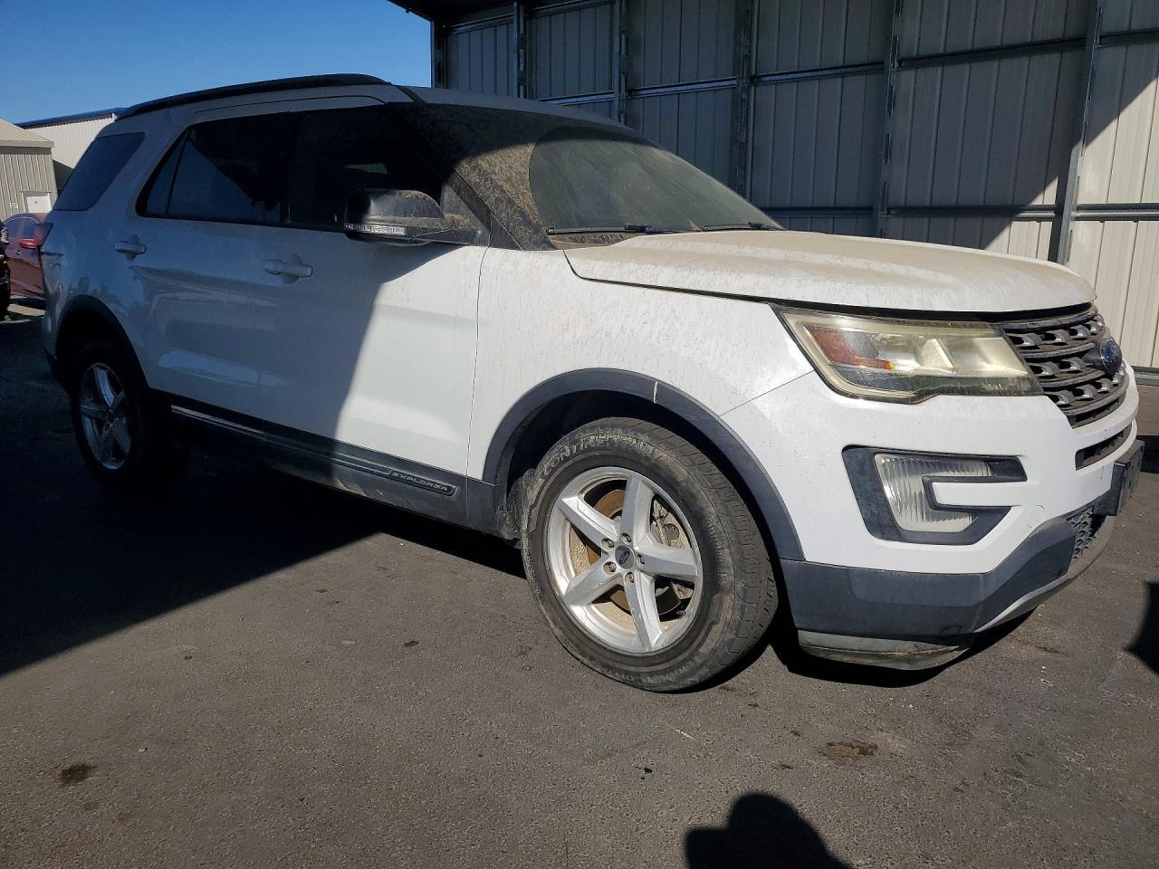 2016 FORD EXPLORER XLT — Фото 4 из 13