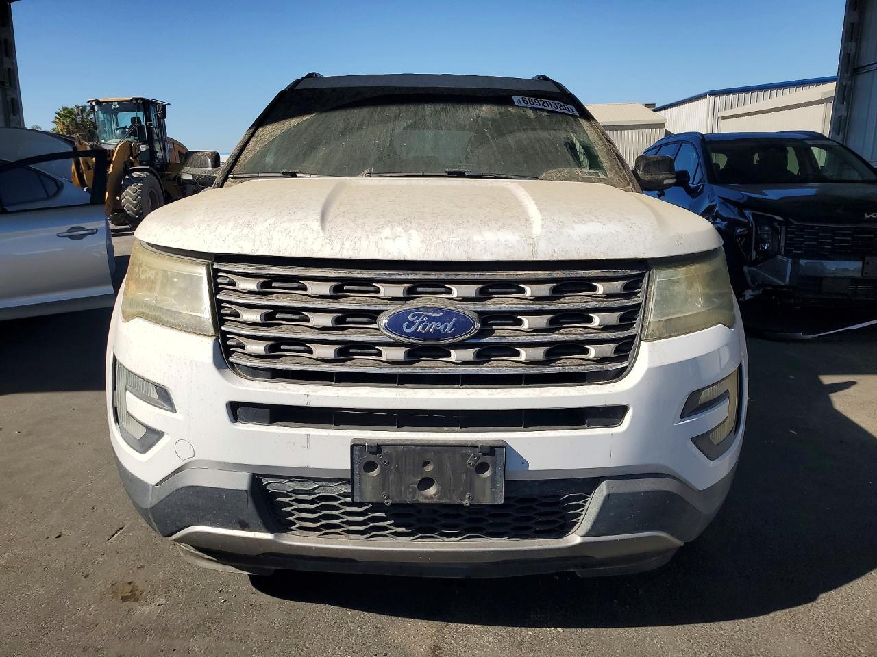 2016 FORD EXPLORER XLT — Фото 5 из 13