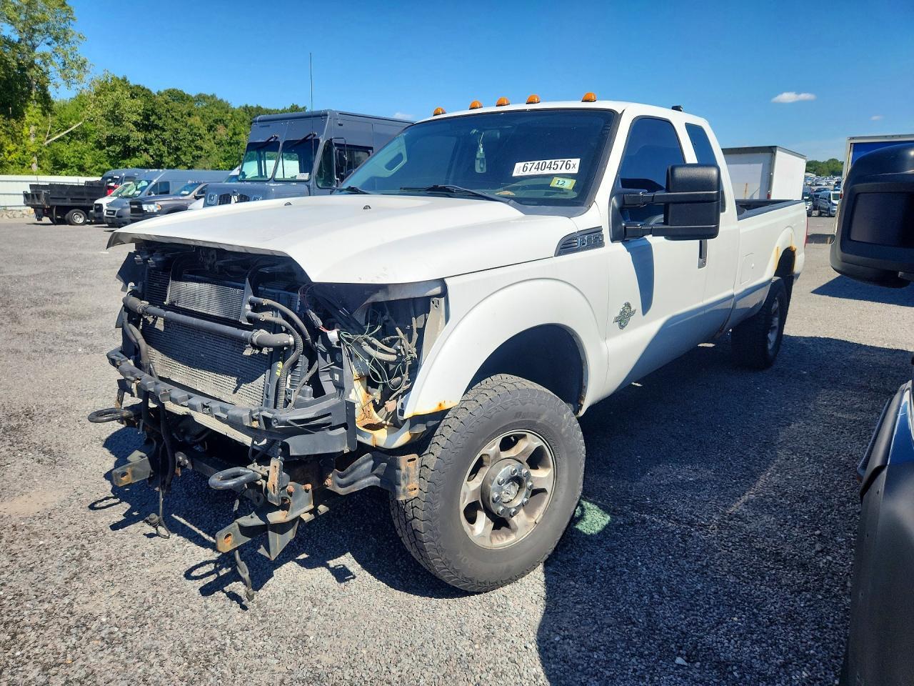2015 FORD F350 1FT8X3BT4FEB58585