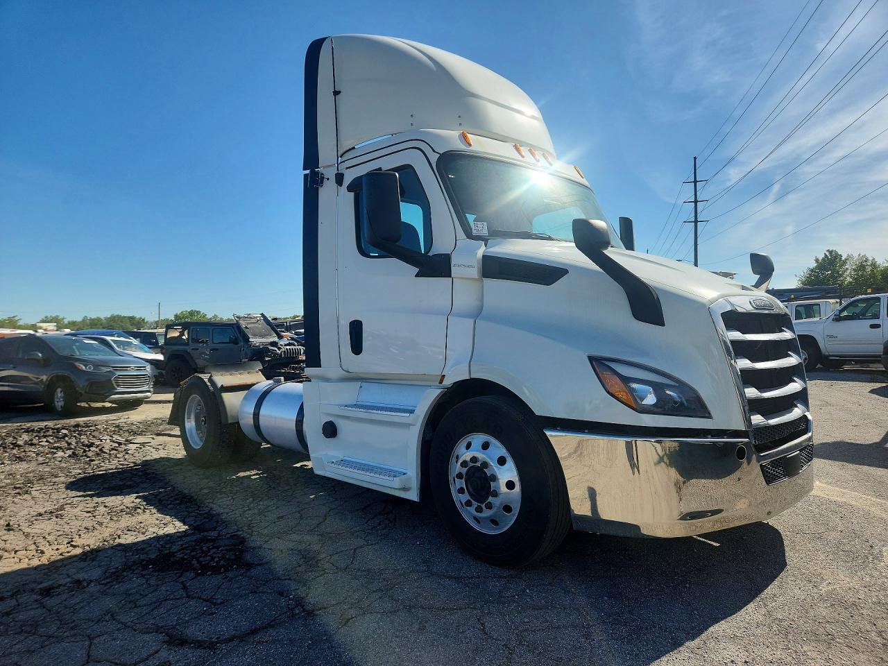2020 FREIGHTLINER CASCADIA 116 SEMI TRUCK — Фото 4 из 13